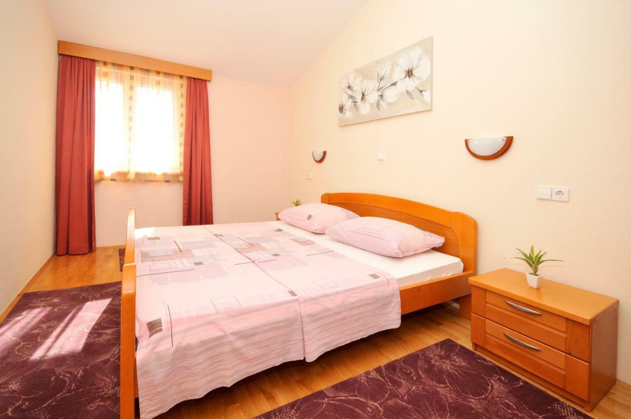 Apartman Beric Трогир Екстериор снимка